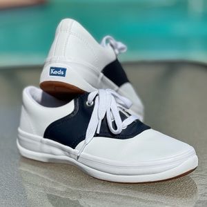 Keds School Days II size 2.5, worn once